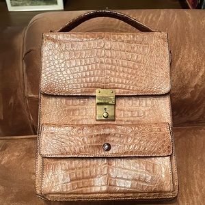 Unisex Authentic Italian leather bag w/handle